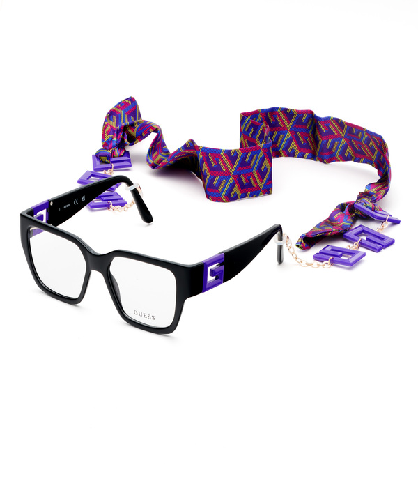 Woman eyeglassess